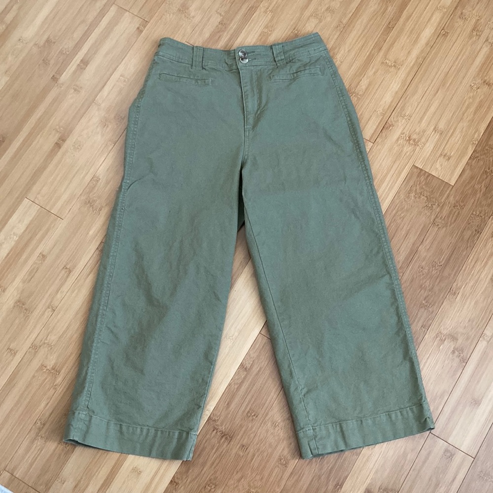 A new day high rise crop pants